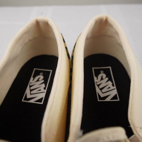 Vans Slip On Shoes Womens Size 11 Leopard Print Canvas Classic Skate Sneakers - Picture 2 of 9